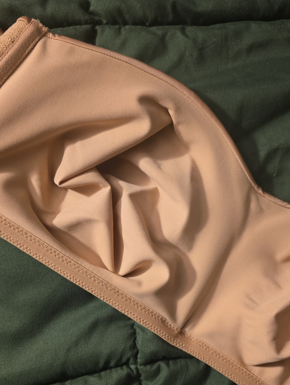 VS Strapless - Picture 4 of 4